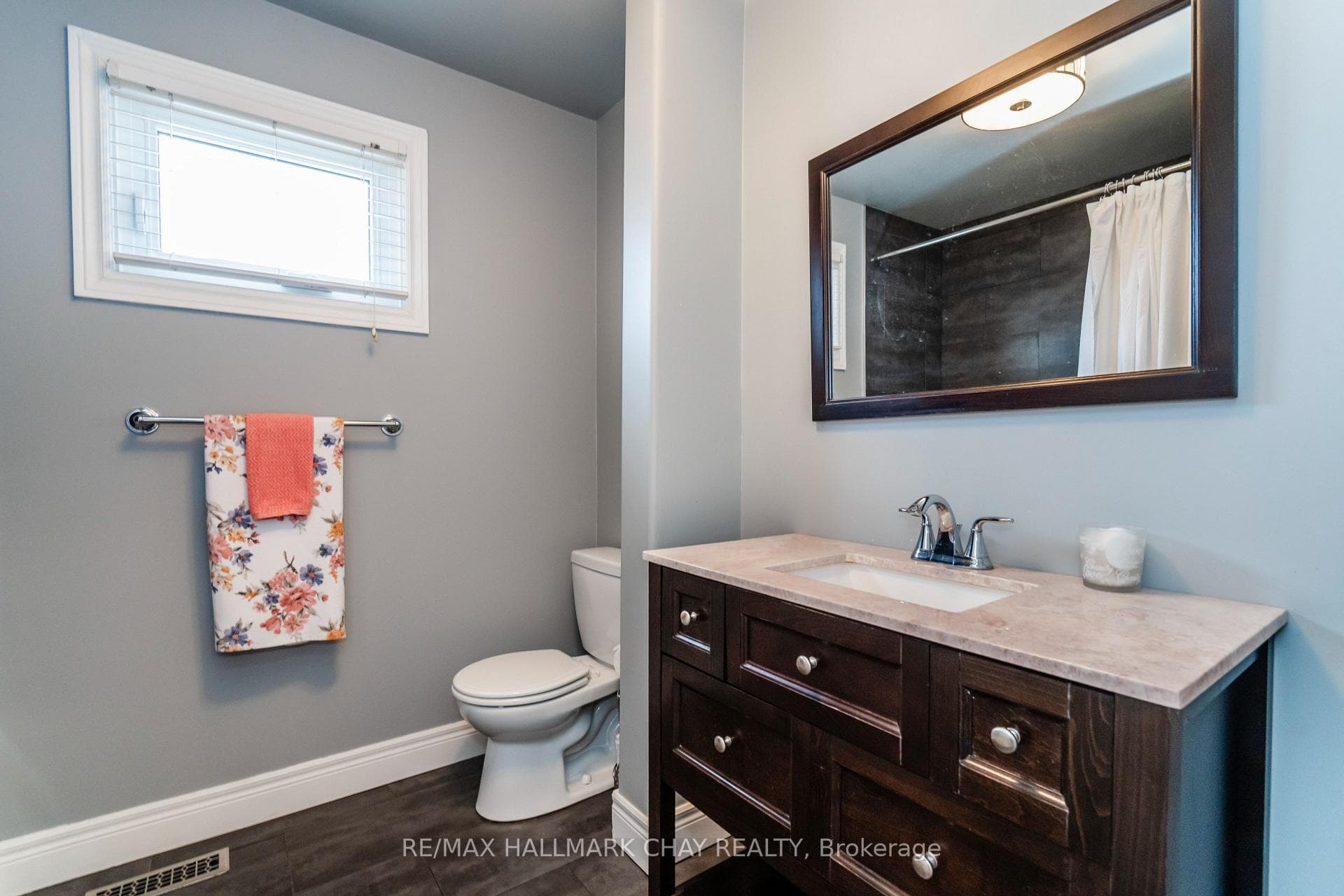 501 Grove Street photo 24