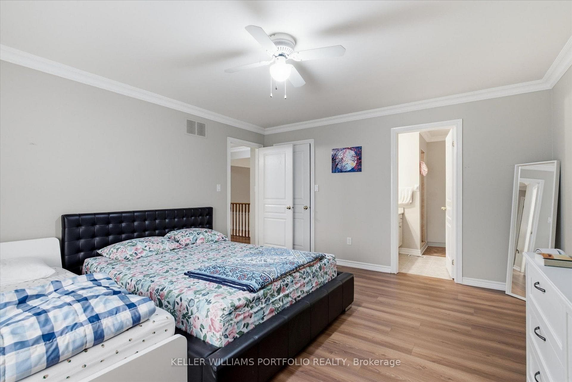 2153 Meadowglen Drive photo 26