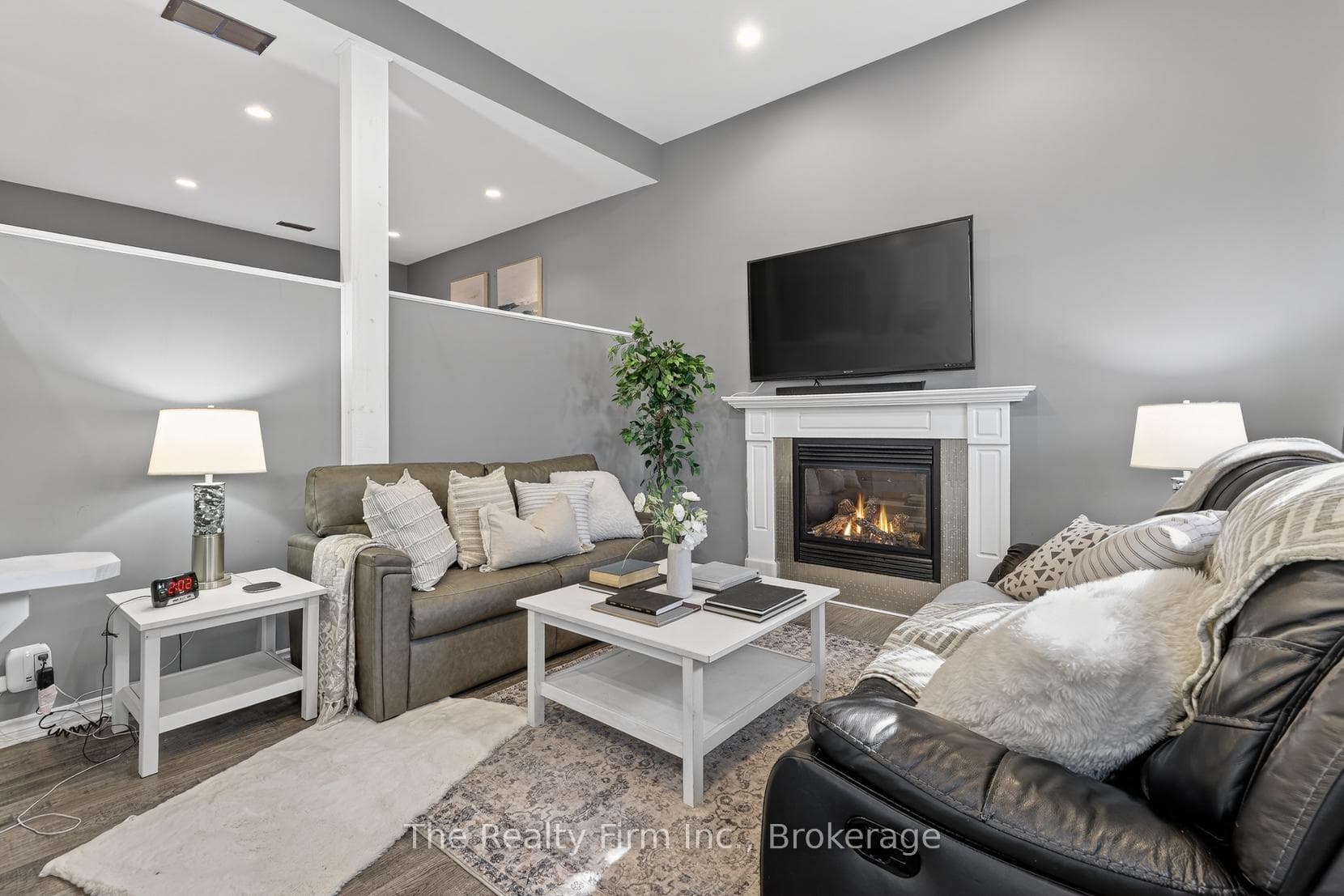 14 Linden Place photo 20