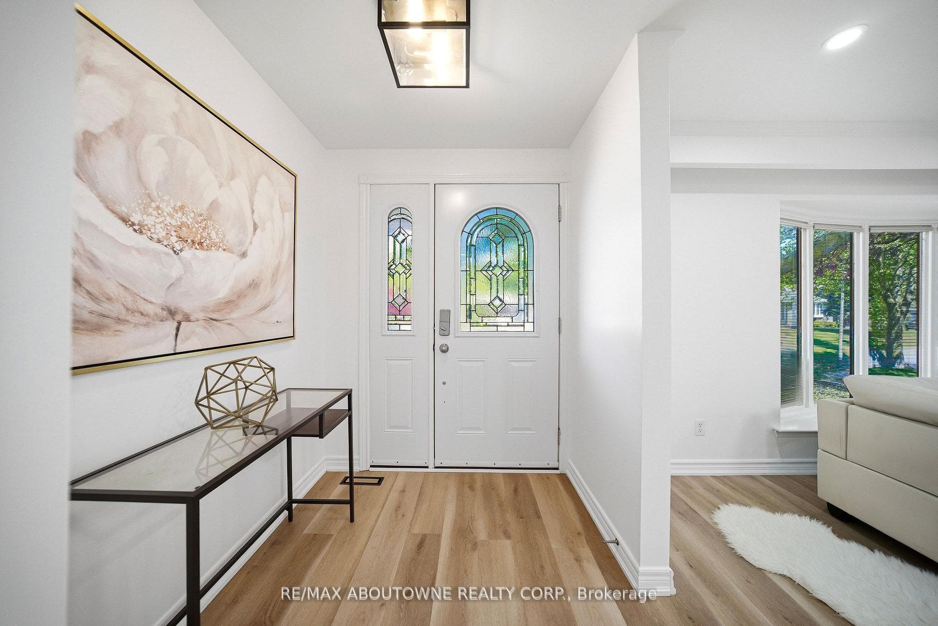 2306 Devon Road photo 4