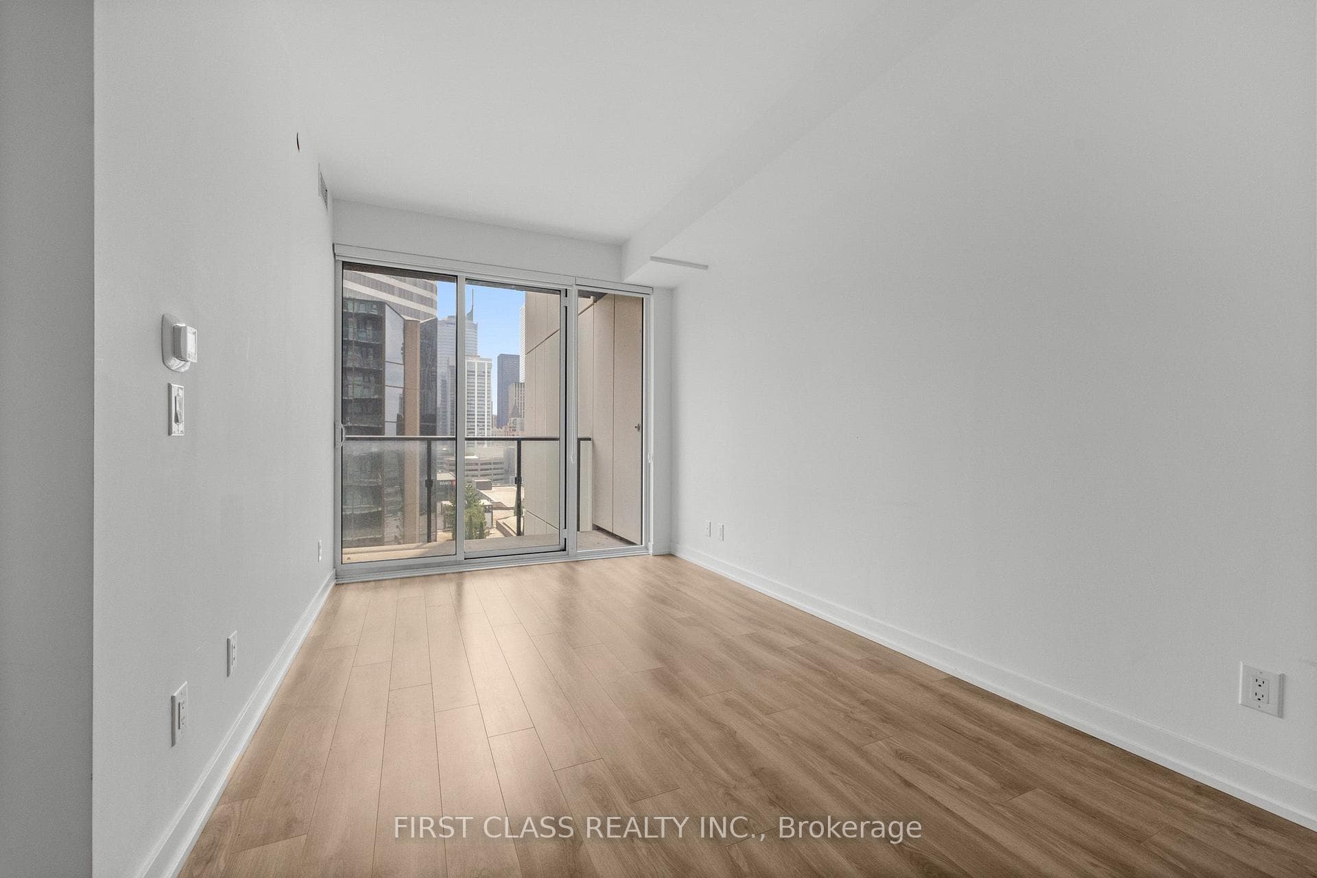 20 Edward Street Unit 1309 photo 9