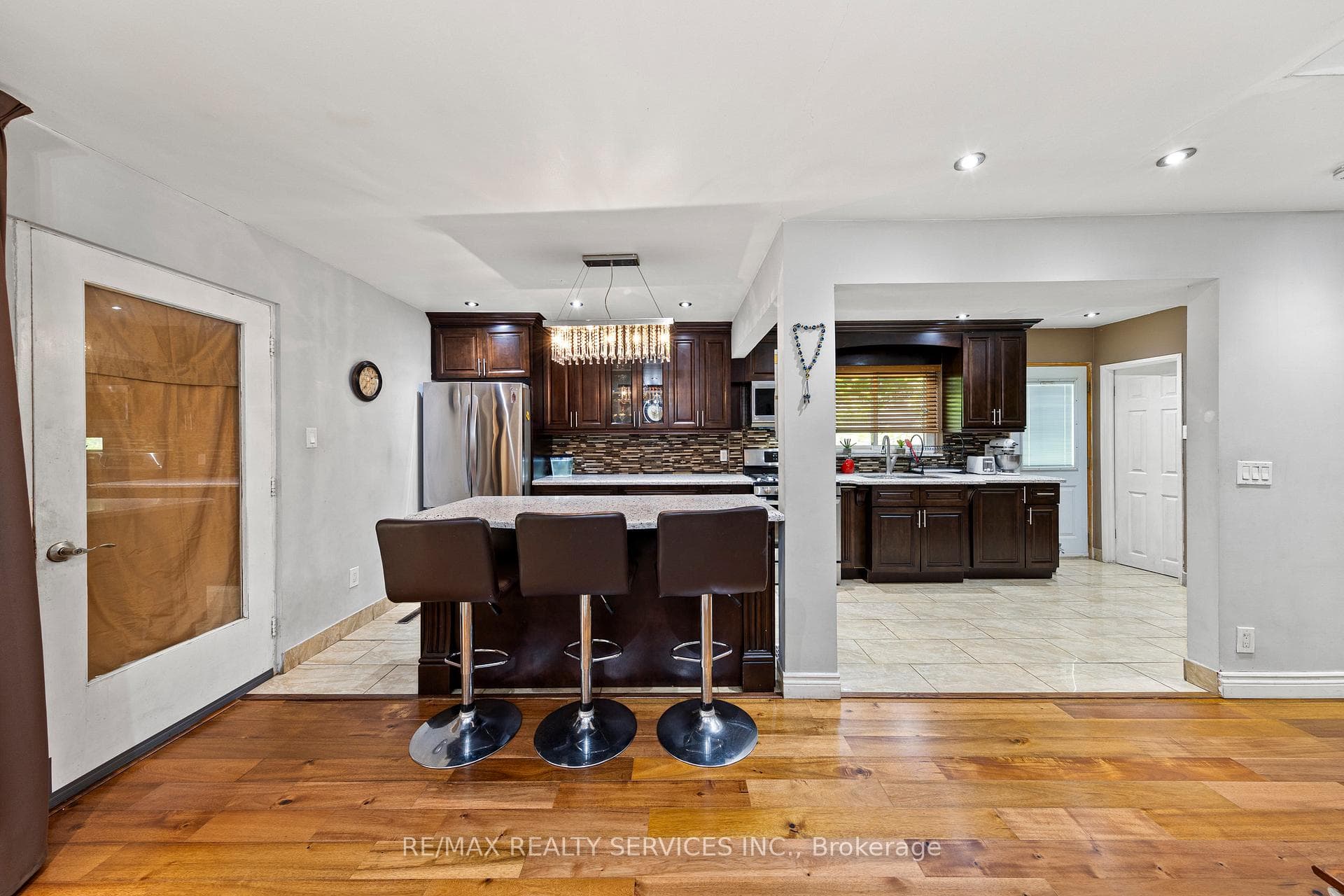 10 Rosswood Crescent photo 19
