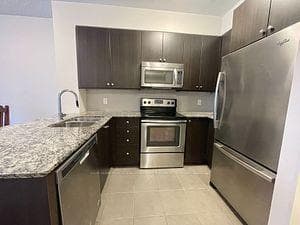 8302 Islington Avenue Unit 516 photo 4