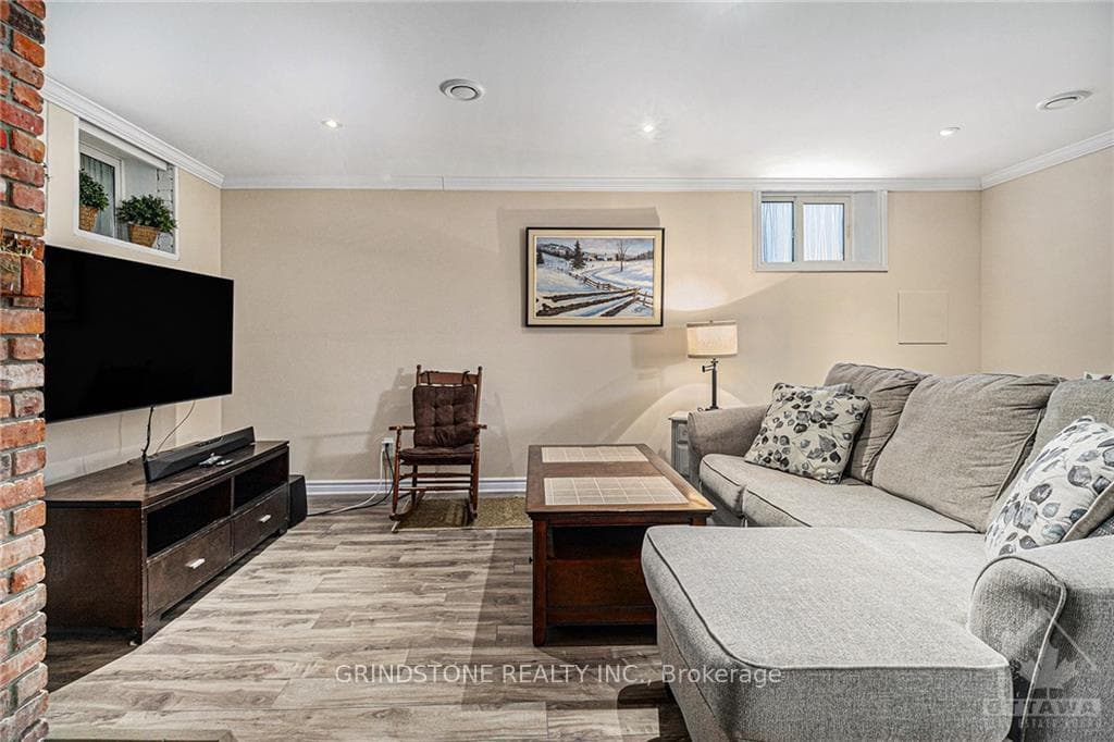 5145 FARMERS Way photo 21