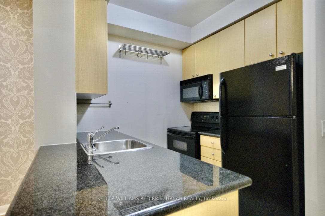 4978 Yonge Street Unit 306 photo 11
