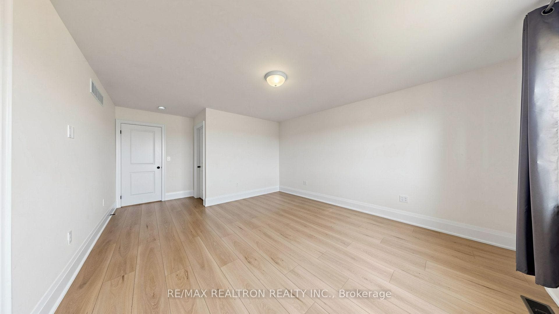 4 Braeburn Street photo 27