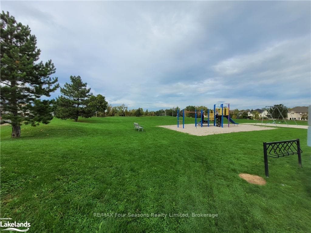 162 SETTLERS Way Unit 37 photo 20
