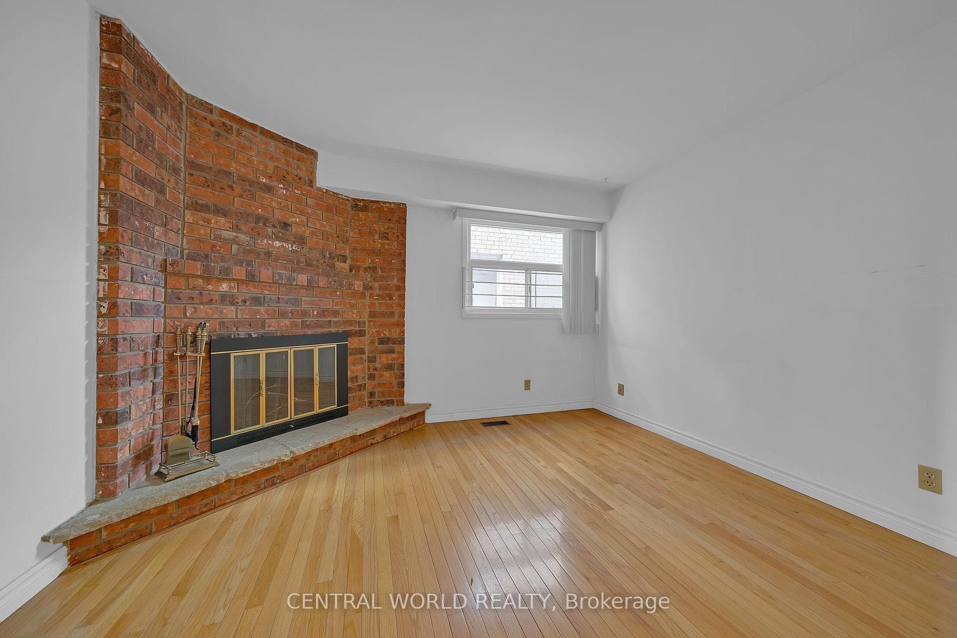 4 Carl Crescent photo 6