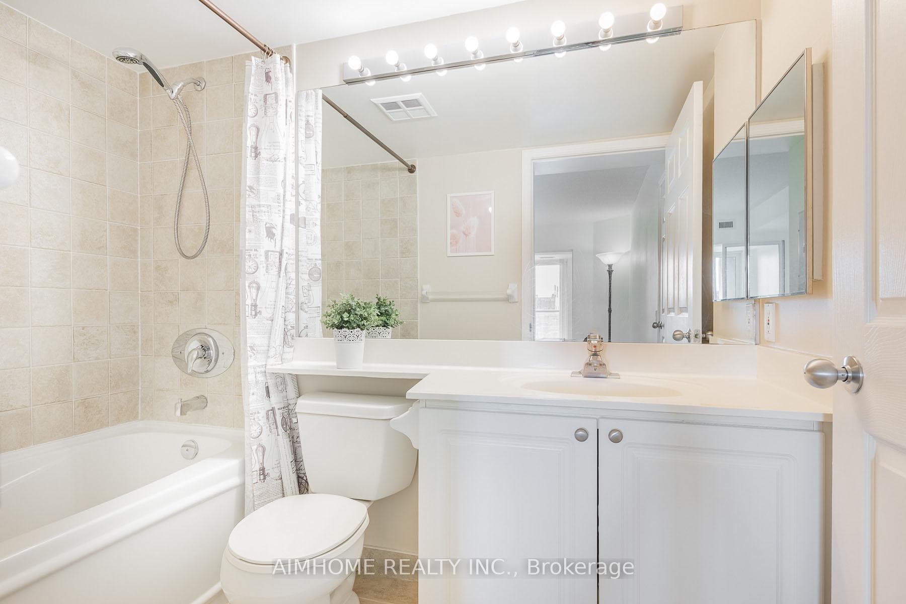 30 Harrison Garden Boulevard Unit 1106 photo 23