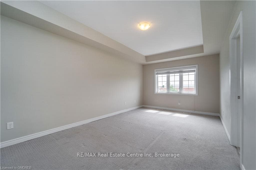92 NARBONNE Crescent photo 19