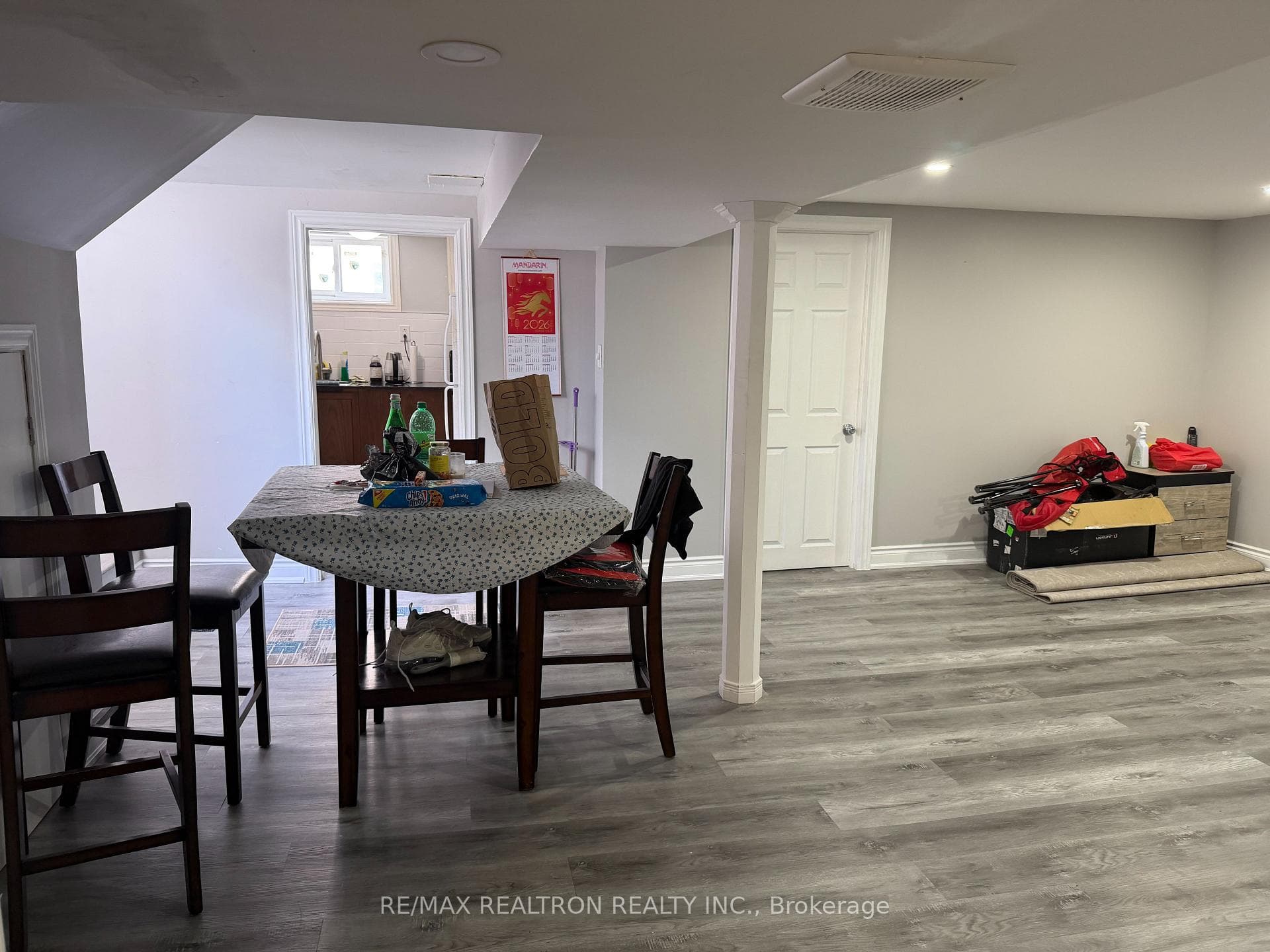 117B Redwater (Basement ) Drive photo 7