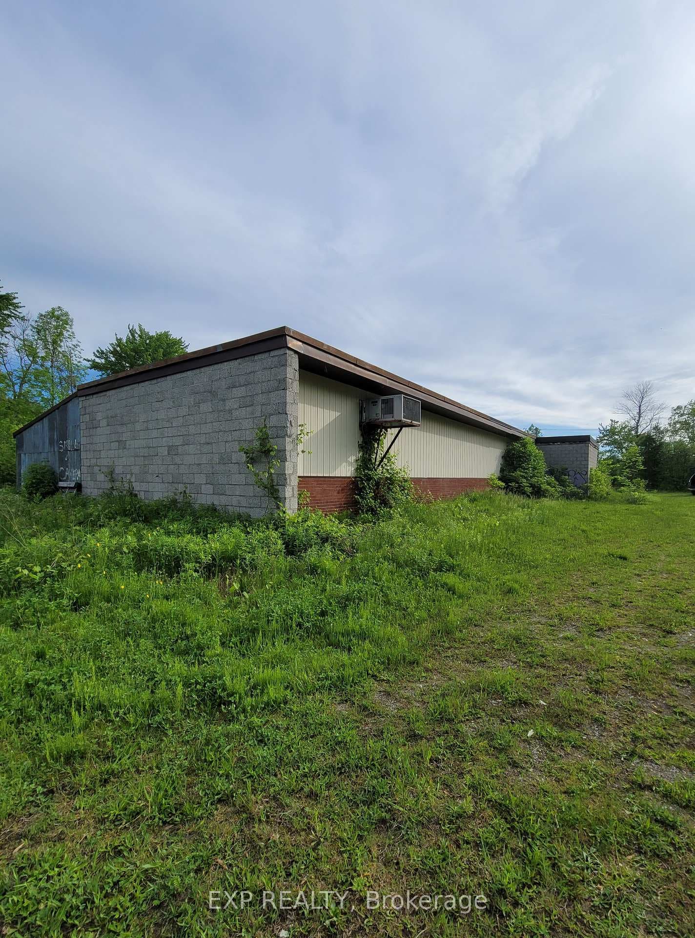 4122 COUNTY ROAD 44 Road photo 3