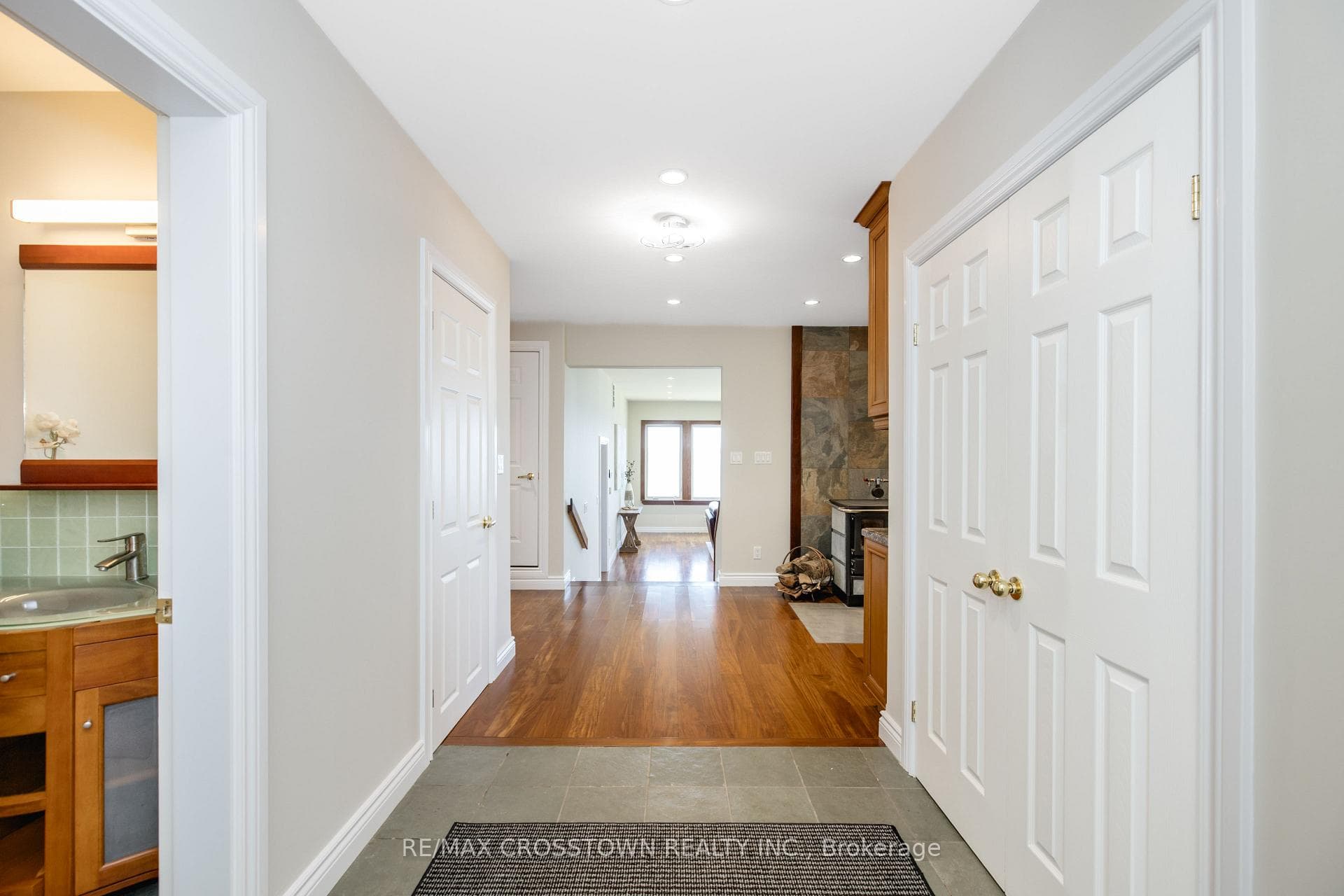42 Bluff Point Road photo 8