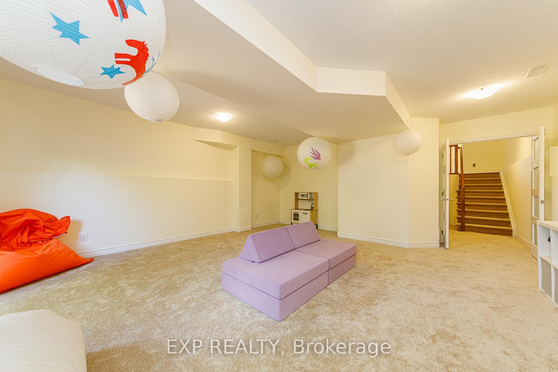 172 Parkrose Private photo 32