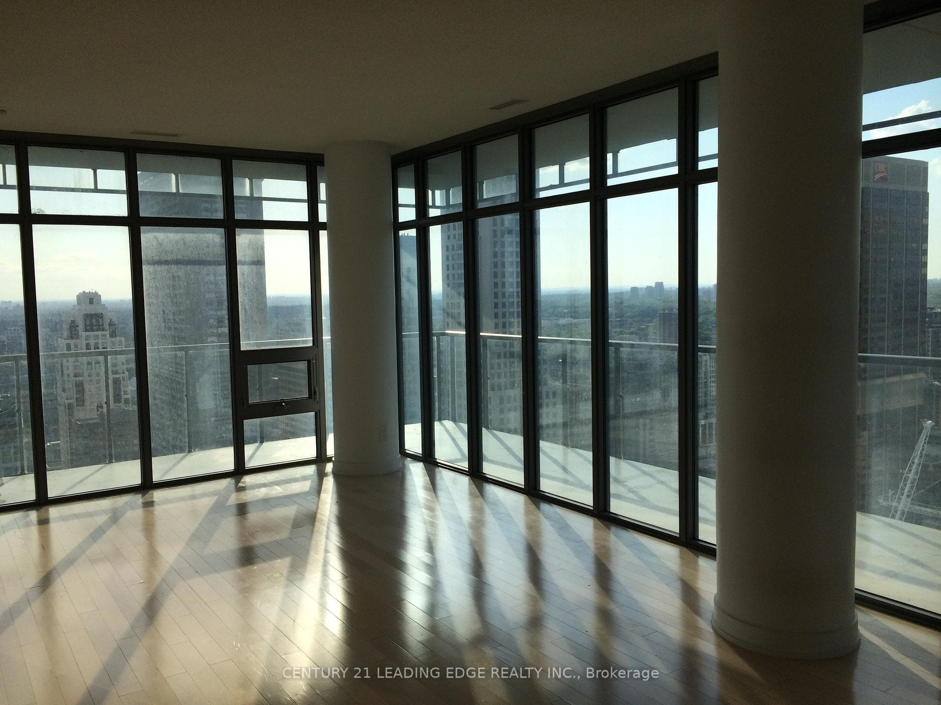 33 Charles Street Unit 3707 photo 10