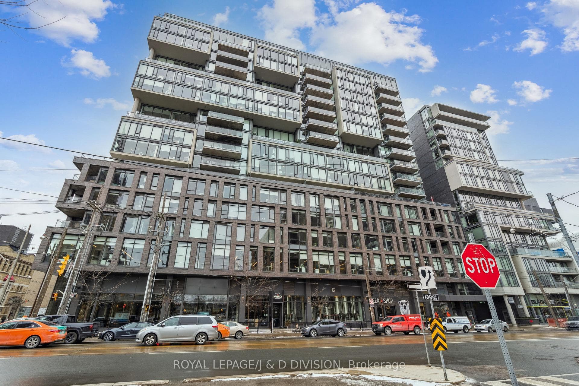 111 Bathurst Street Unit 423 photo 1