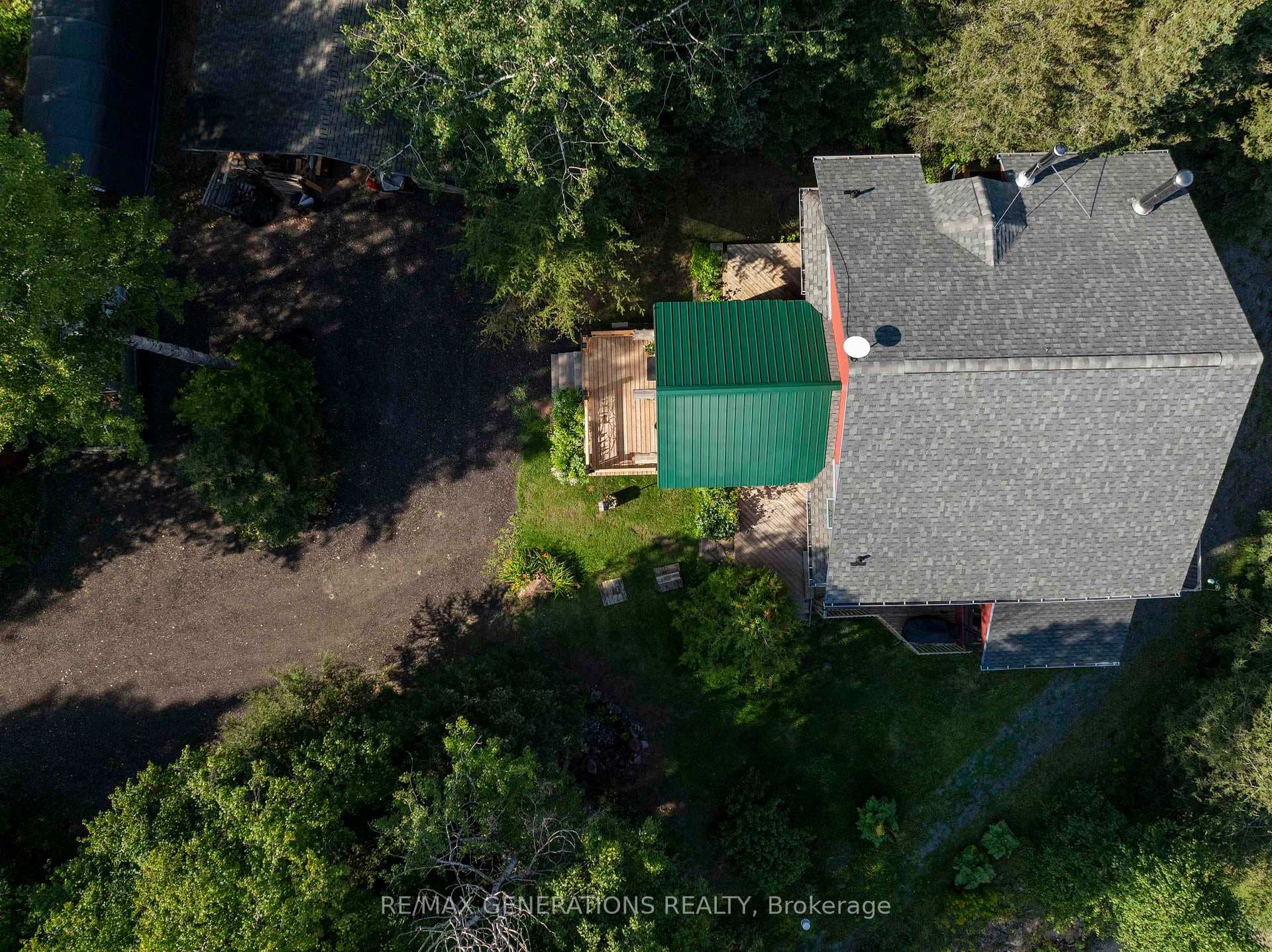 899 Grann Drive photo 37