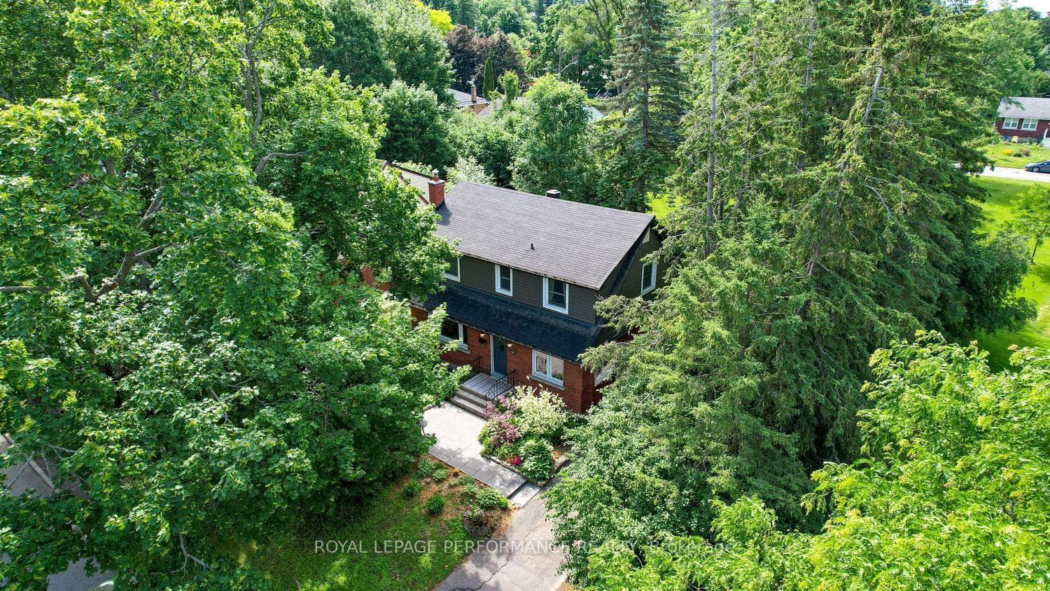 140 Begonia Avenue photo 42