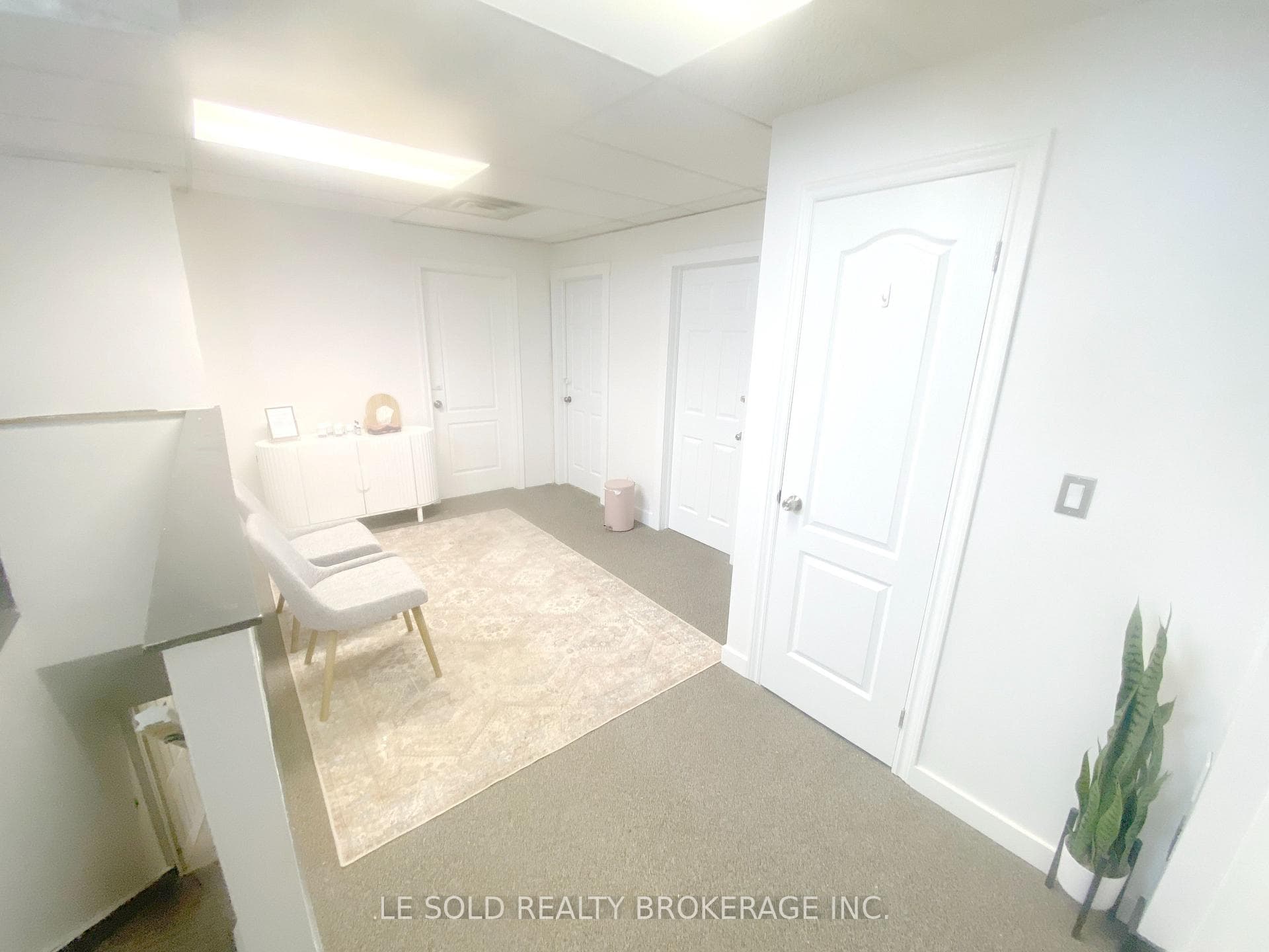 117 Ringwood Drive Unit 4 (2nd Floor D) photo 5