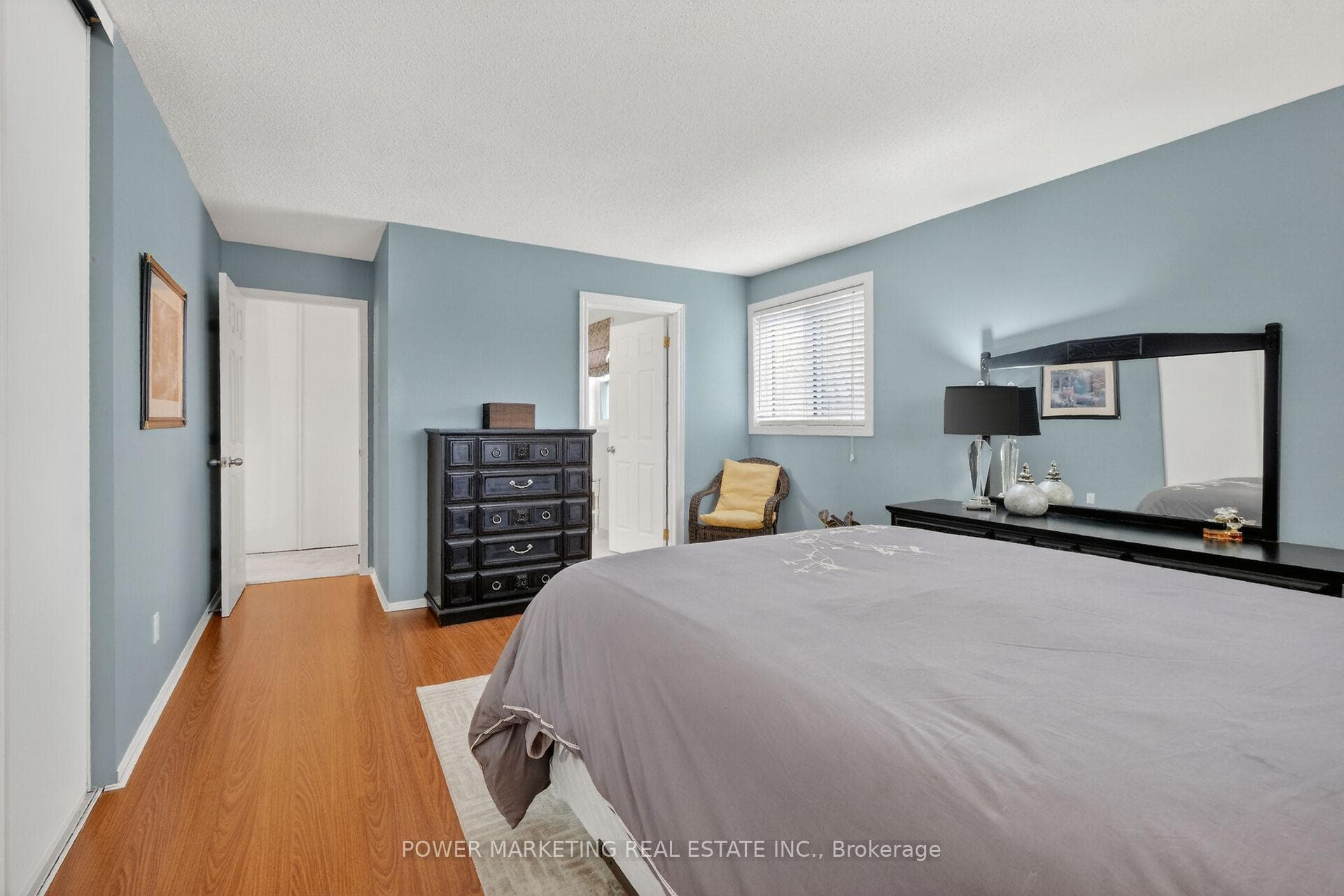 6451 VISENEAU Drive photo 34