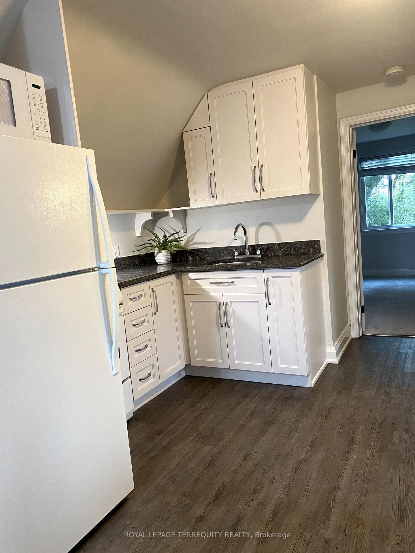 14 Flempton Crescent Unit Upper photo 2