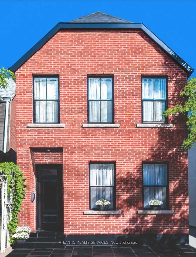 523 Lansdowne Avenue Unit B photo 1