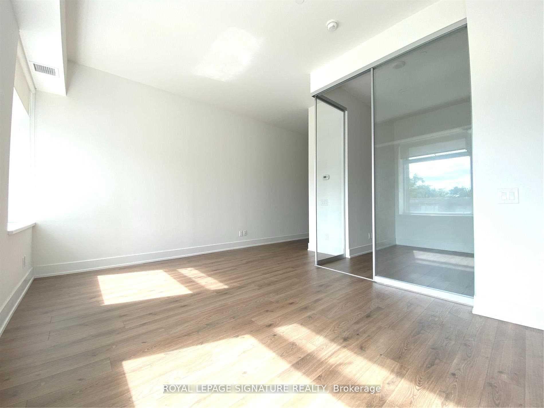 111 St Clair Avenue Unit 312 photo 5