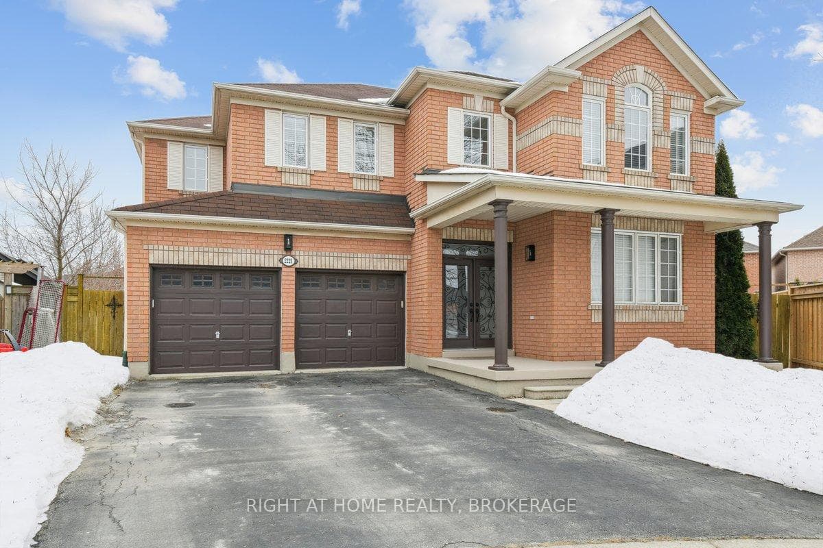 2221 Glazebrook Circle photo 1