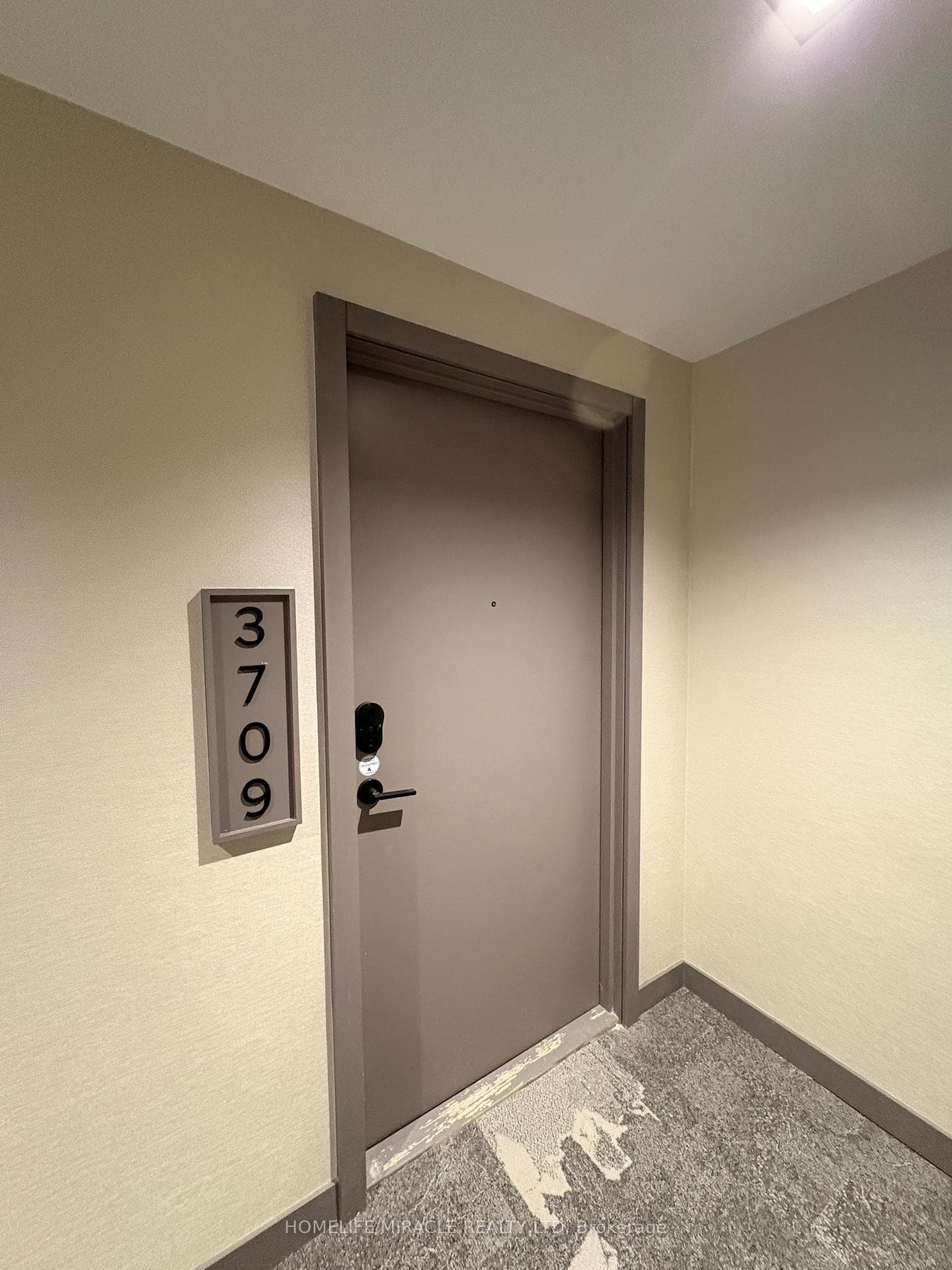 634 church Street Unit 3709 photo 2