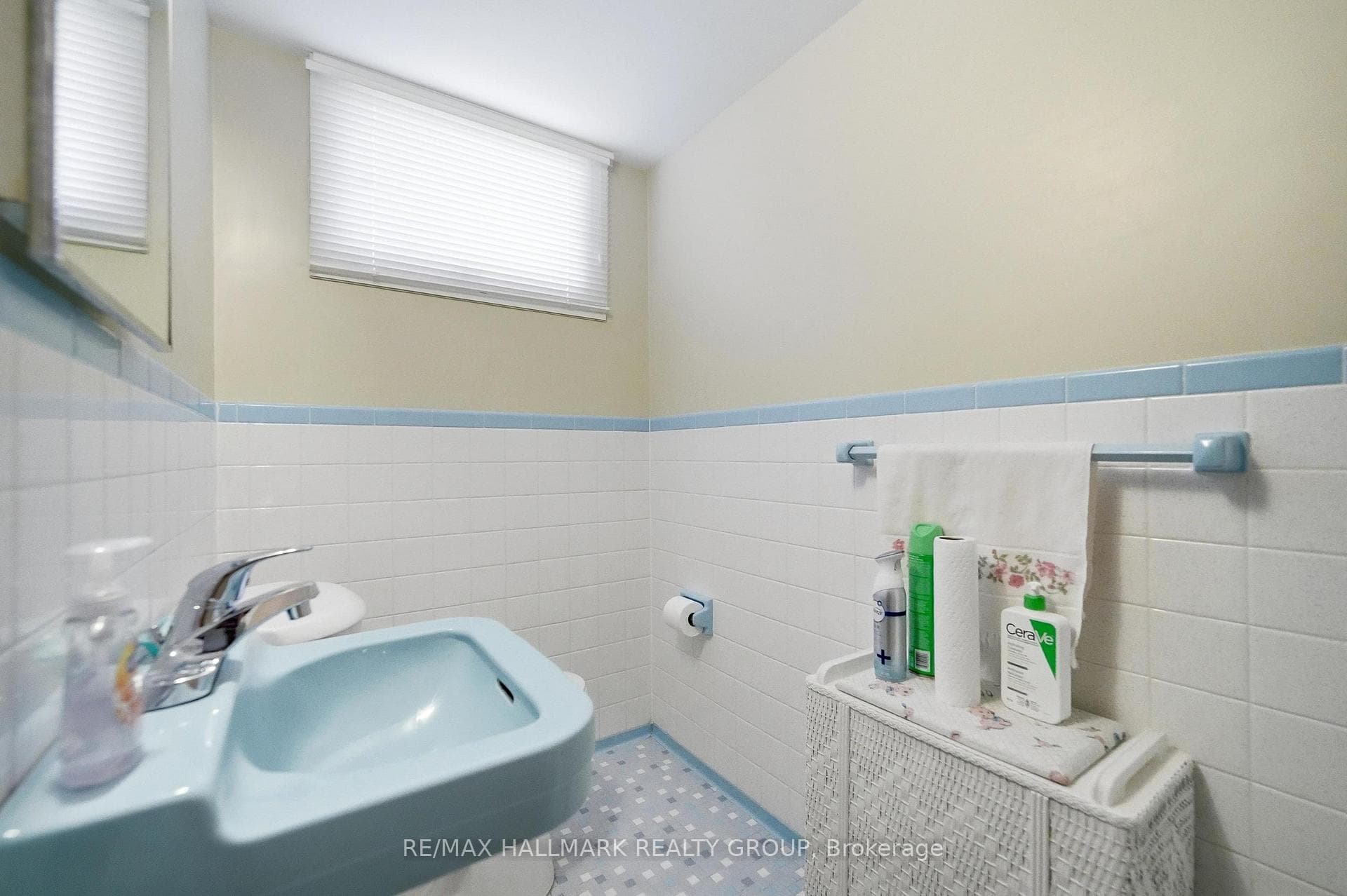68 Corkstown Road photo 26
