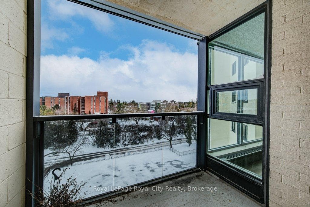 19 Woodlawn Road Unit 602 photo 11