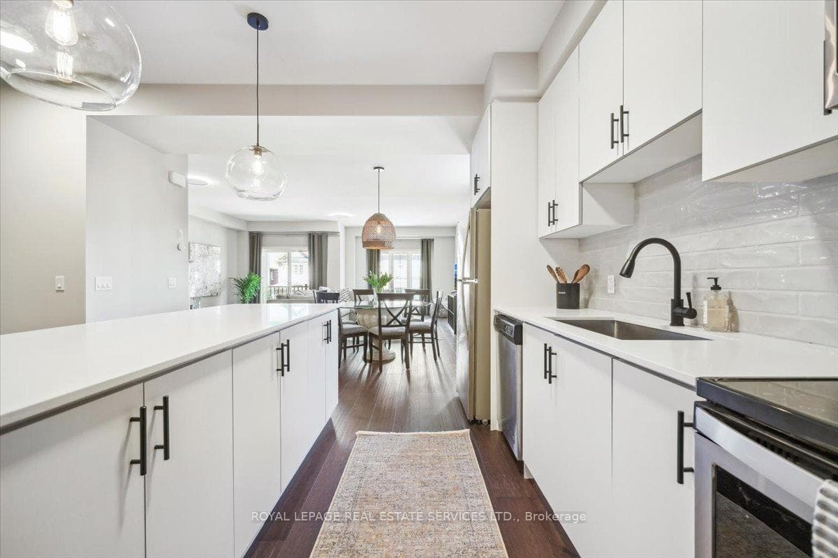 310 Humphrey Street photo 11