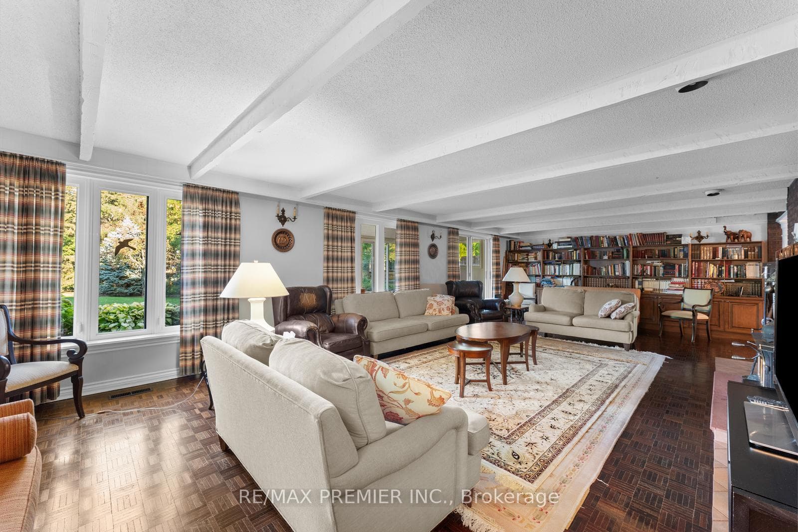 Recreation Room W/Walkout to Yard