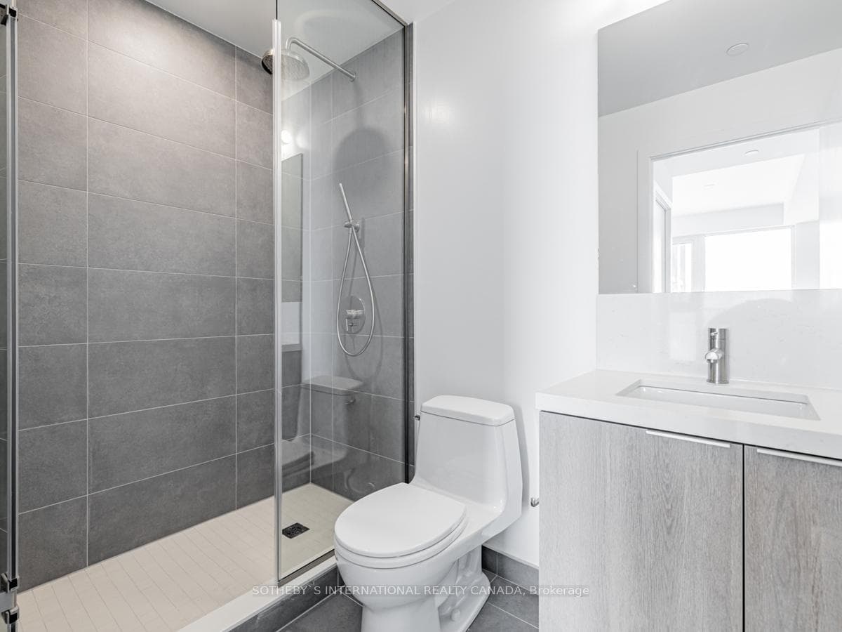 2020 Bathurst Street Unit 1221 photo 12