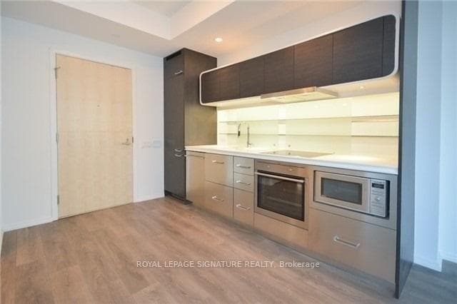 45 Charles Street Unit 4005 photo 2