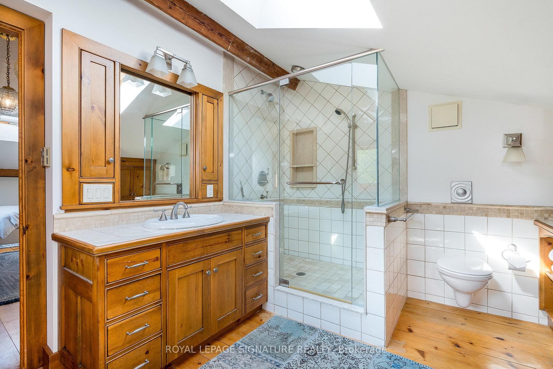 22 Newton Way photo 34