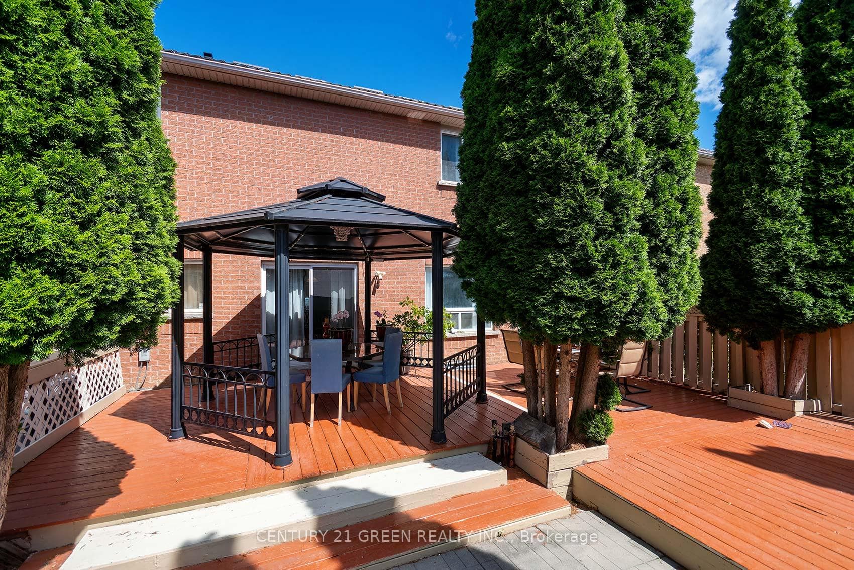 8 Lampman Drive photo 29