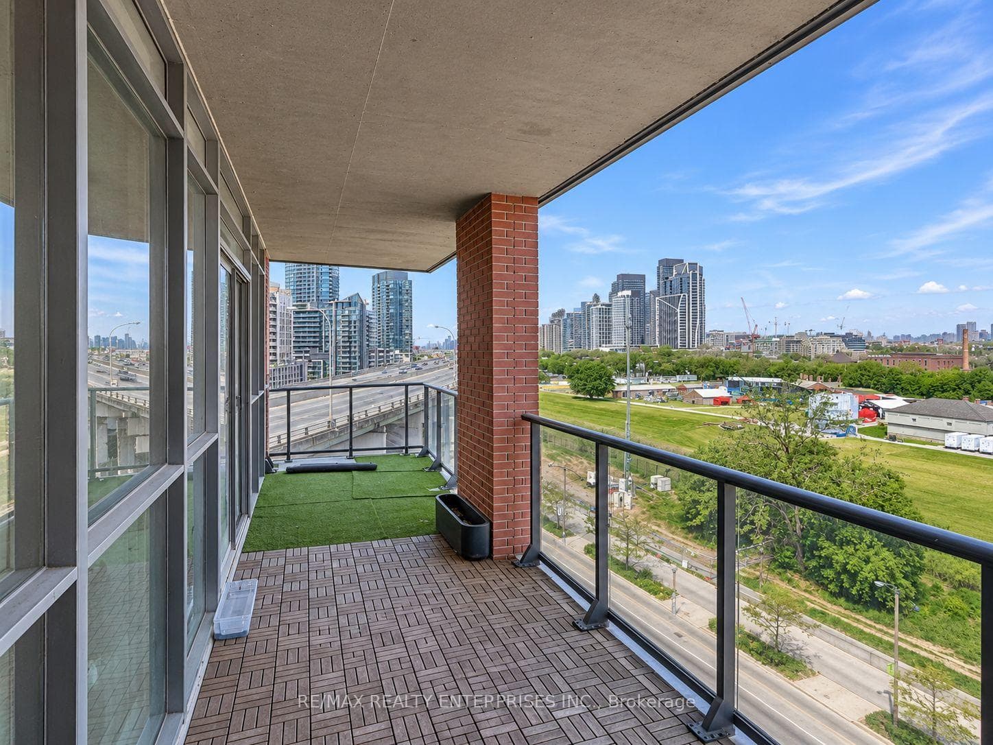 169 Fort York Boulevard Unit 722 photo 15