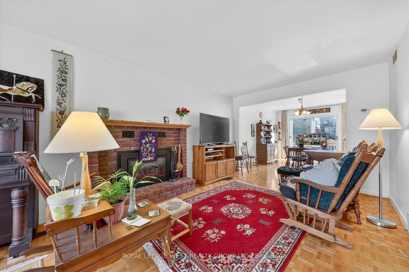 35 Roxaline Street photo 15