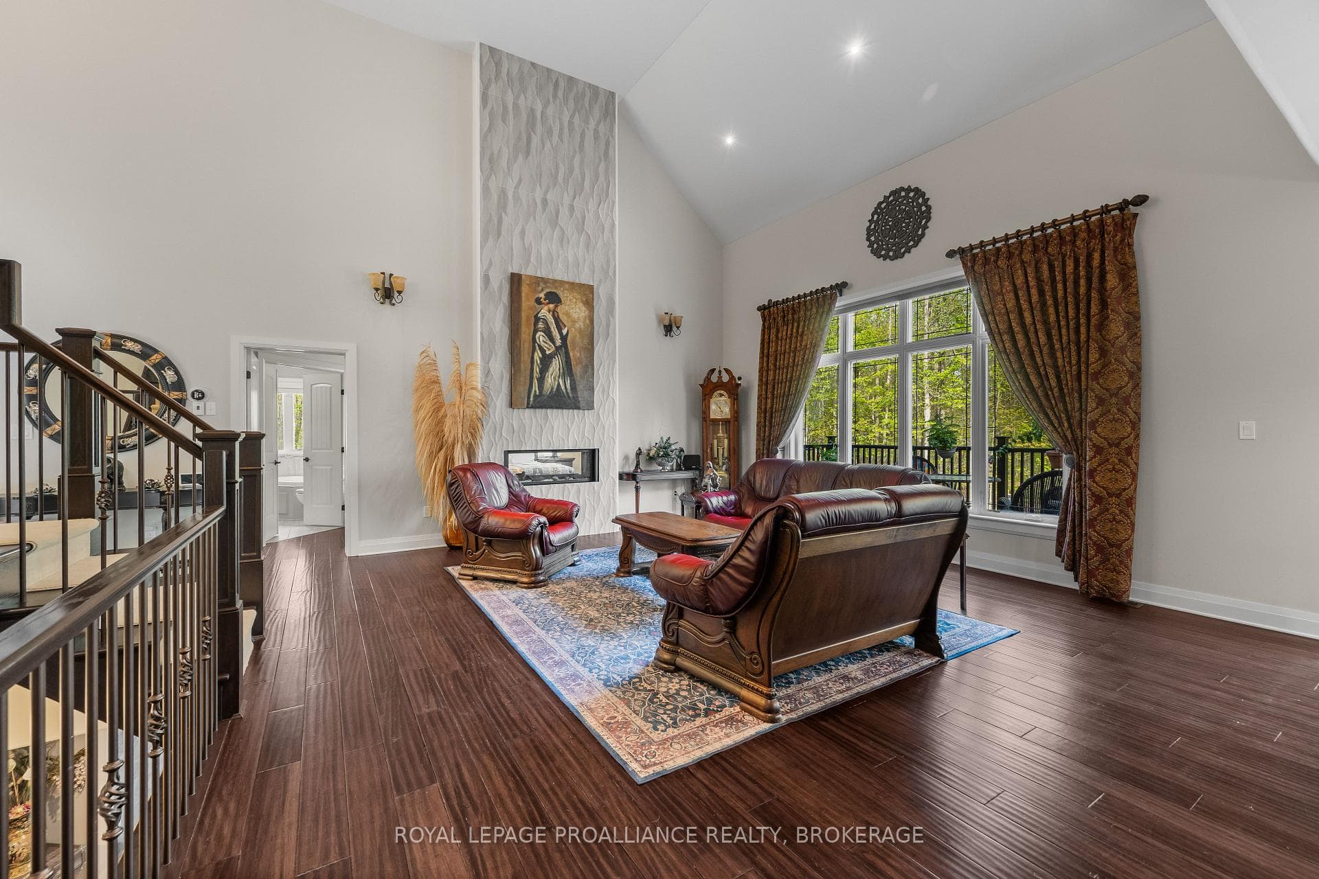 2918 Leeman Road photo 9