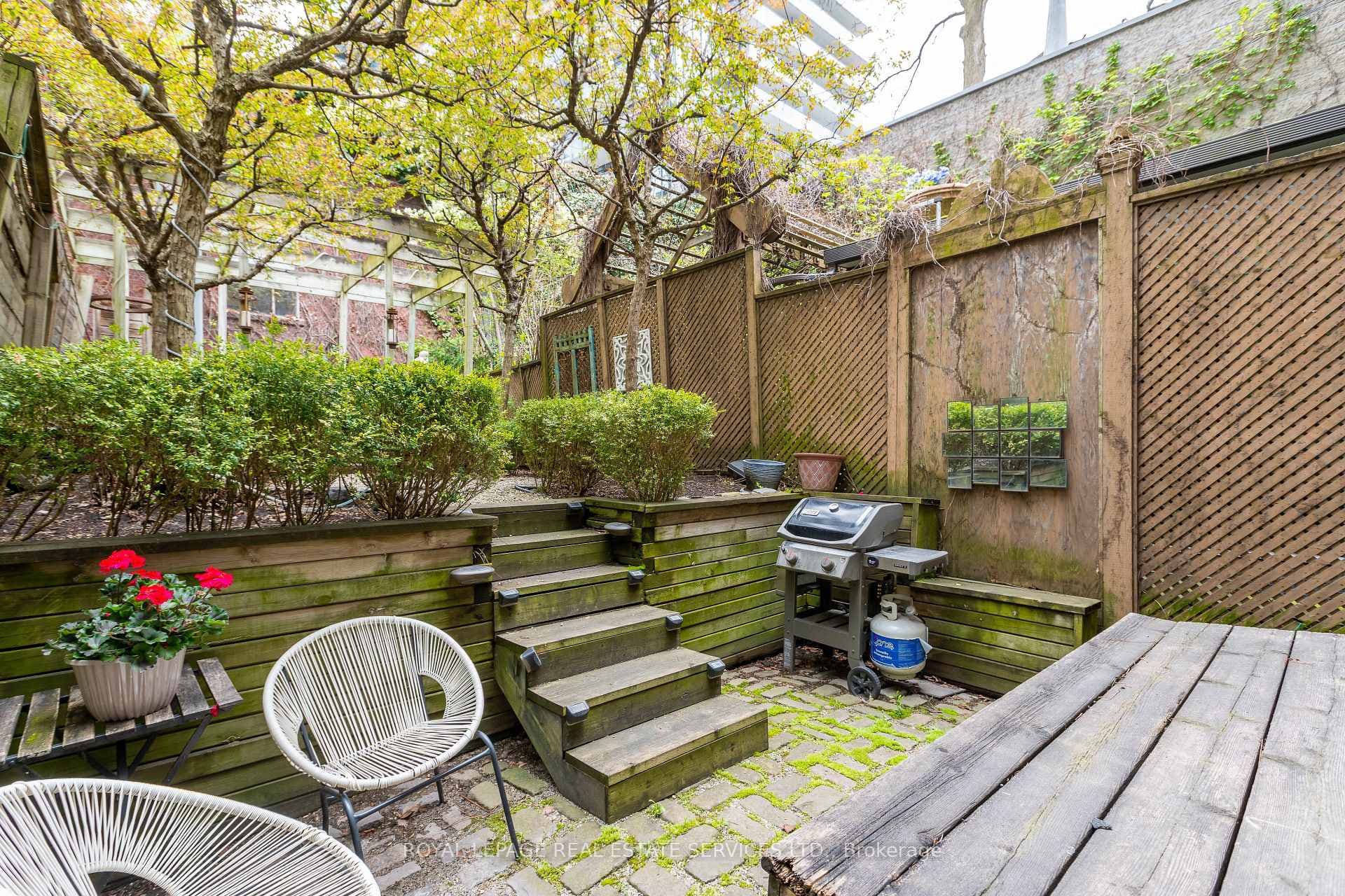 73 Berkeley Street photo 25