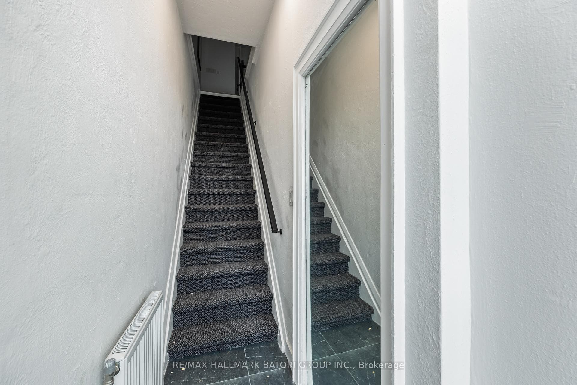 357 Eglinton Avenue Unit A photo 16