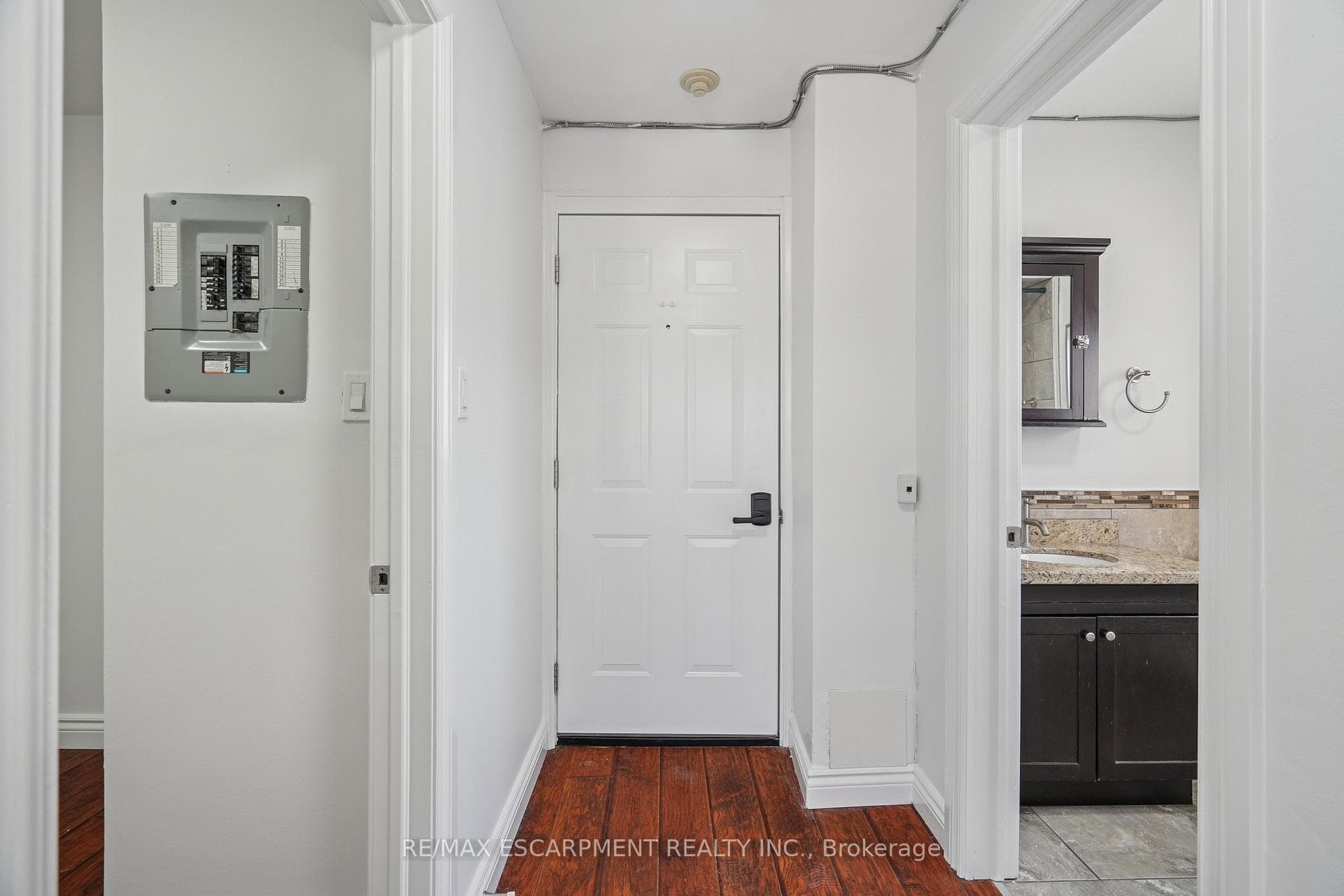 1 Elgin Street Unit 4 photo 7