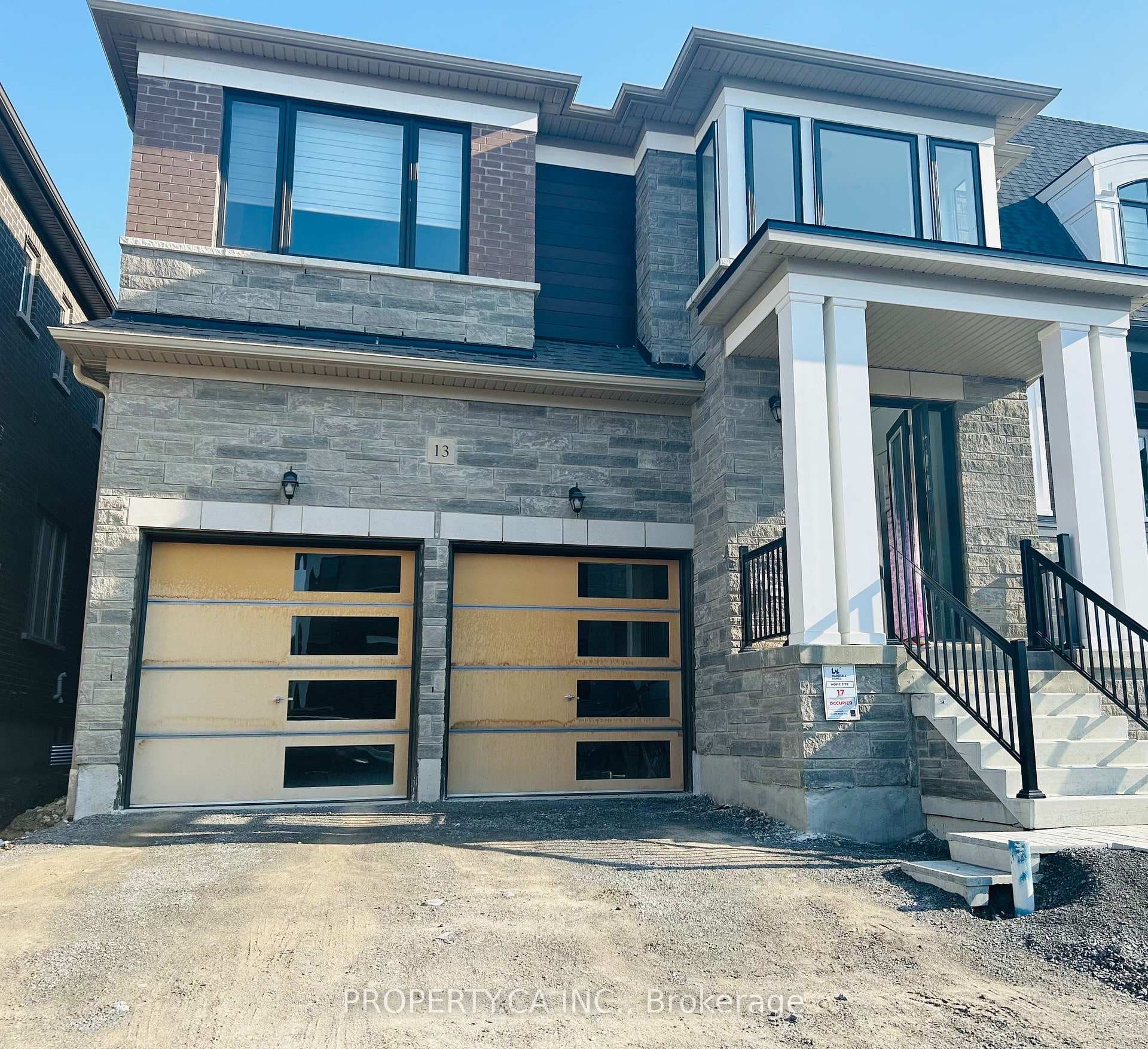 400 Finch Avenue Unit 13 photo 1