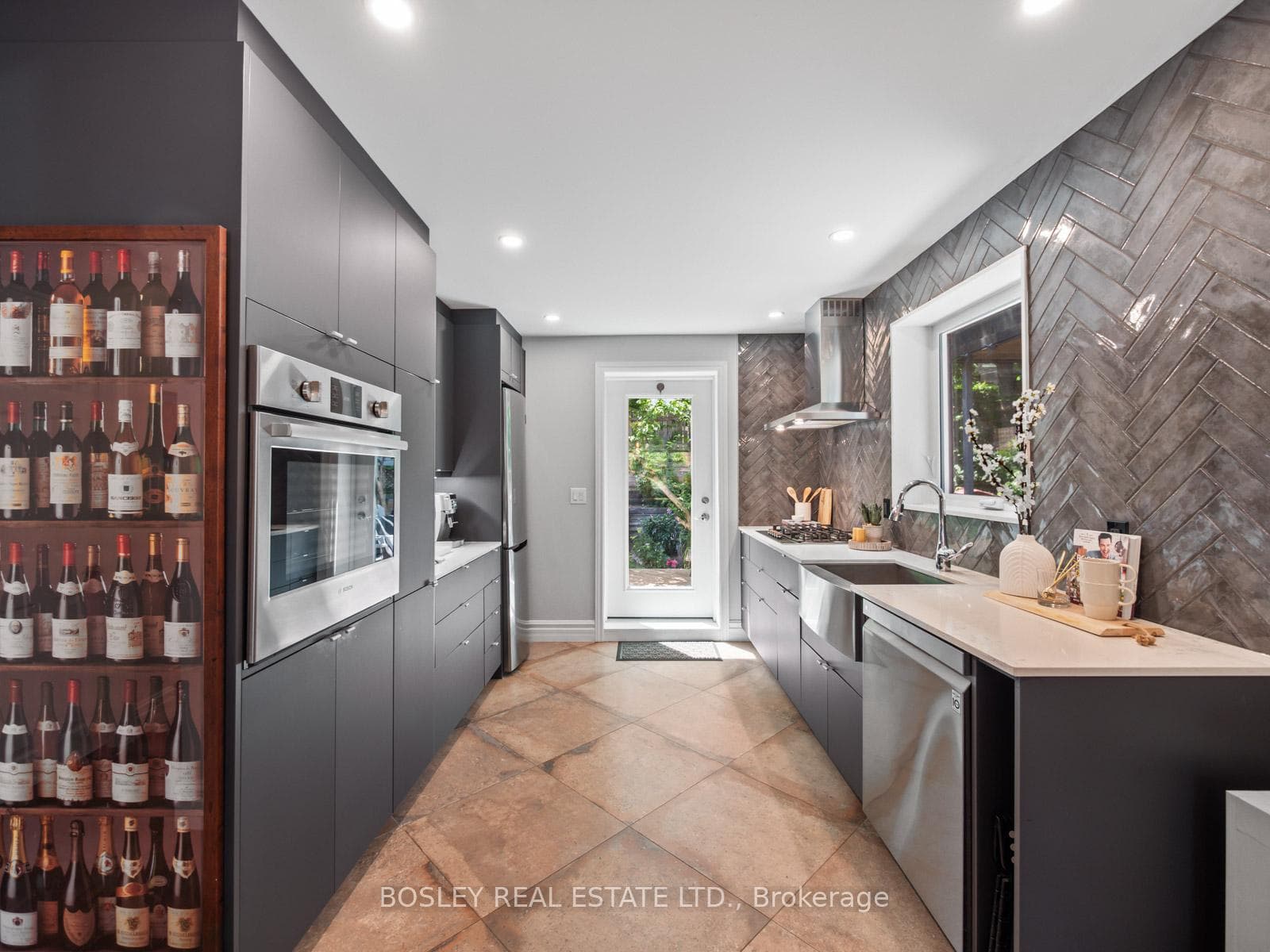 60 Glenside Avenue photo 15