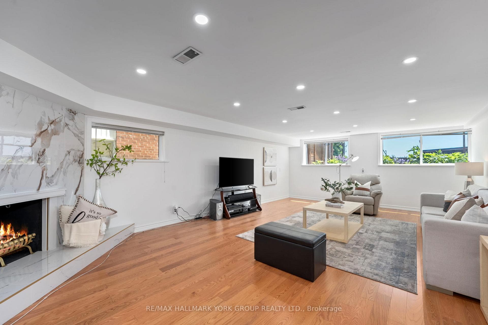 51 Sloley Road photo 27