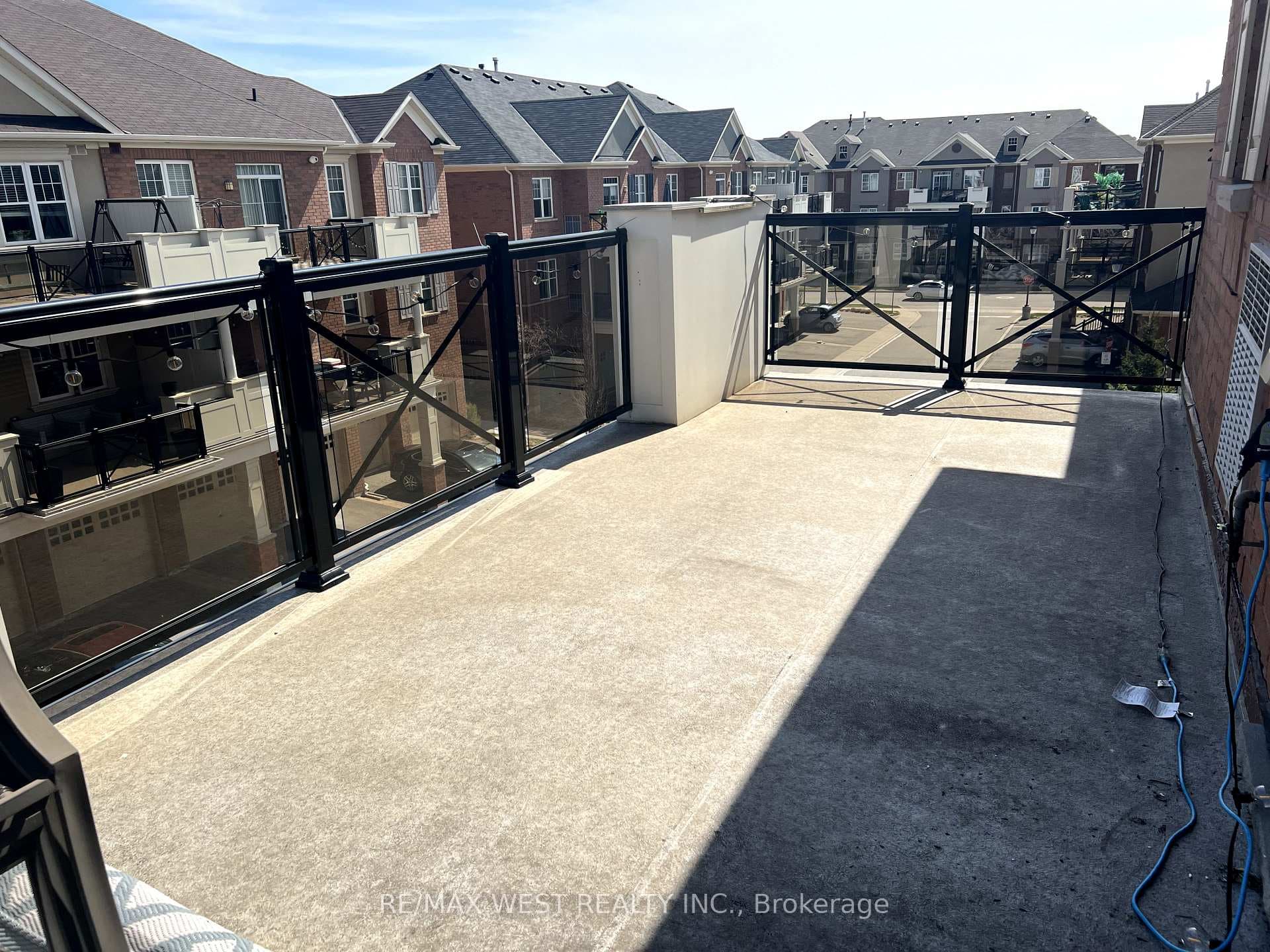 269 Georgian Drive Unit 305 photo 13