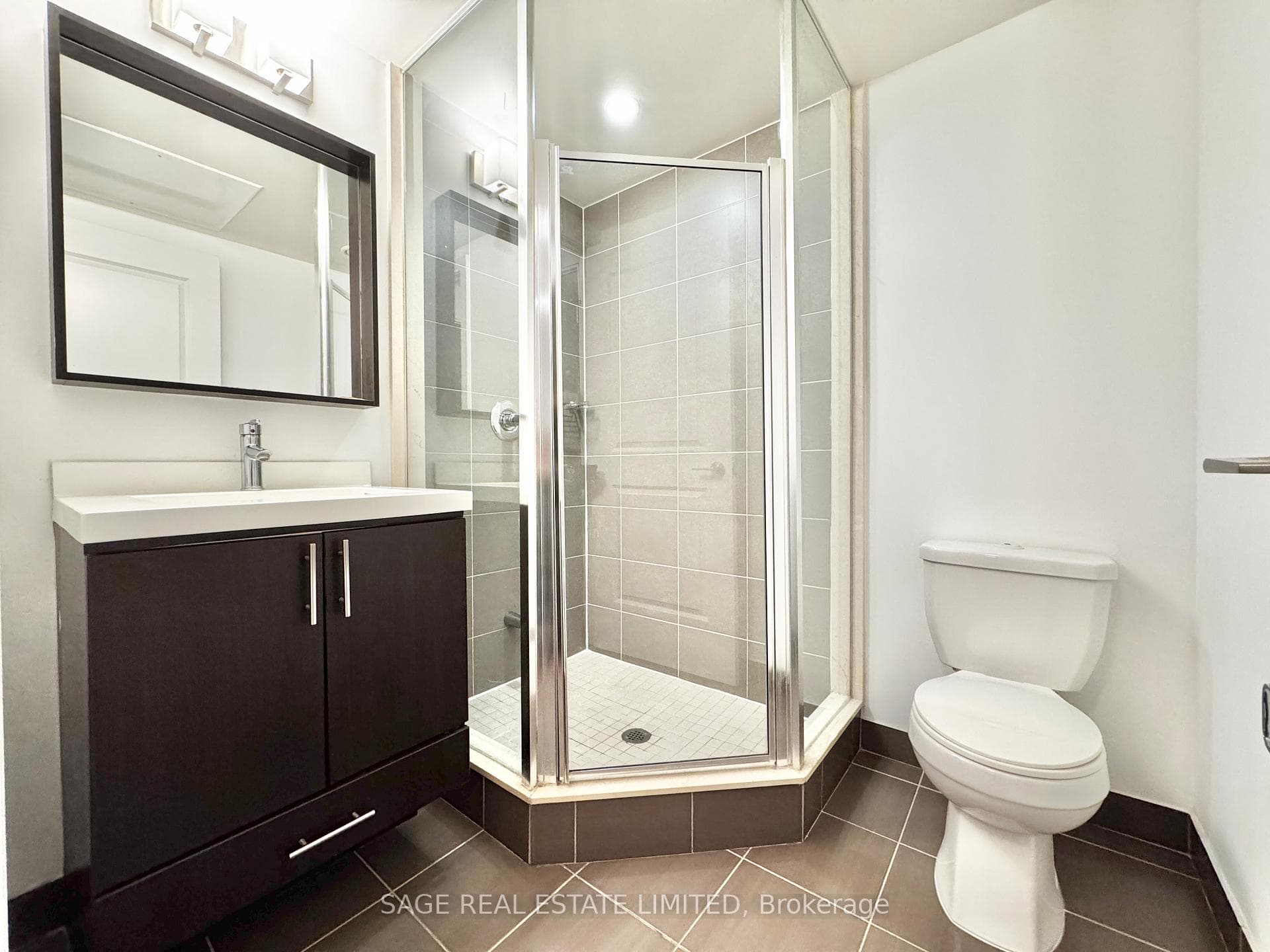 560 Front Street Unit 610 photo 9
