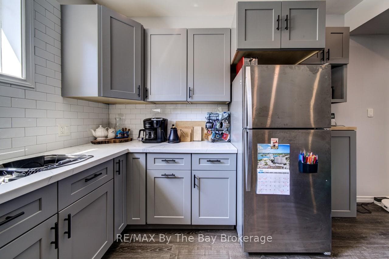 100 ALLEGRA Drive photo 38