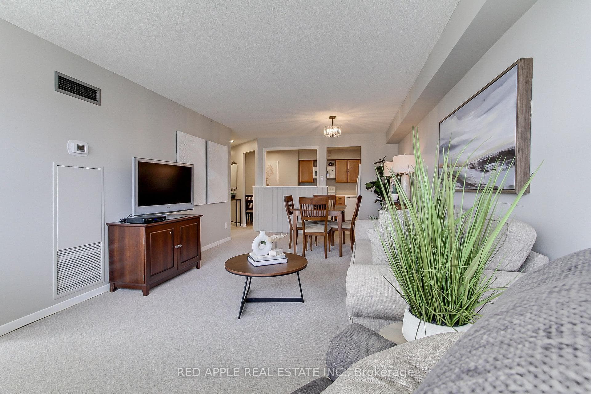 250 Davis Drive Unit 910 photo 10